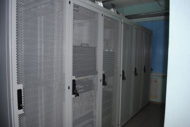 Шкаф напольный CSV Rackmount 42U-600x1000 (перф.)
